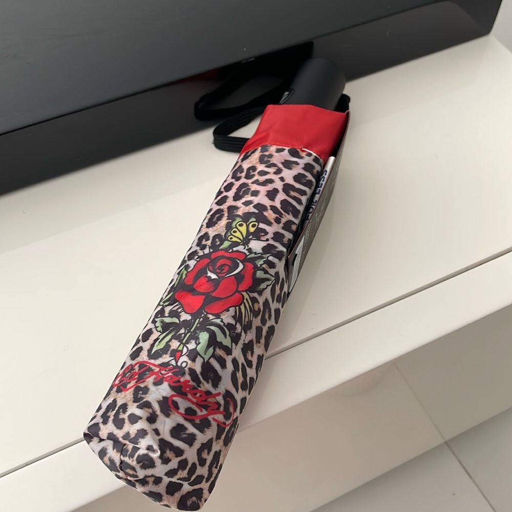 Ed Hardy Brown/Black/Red Animal Print/Rose/Butterfly Compact Size UMBRELLA